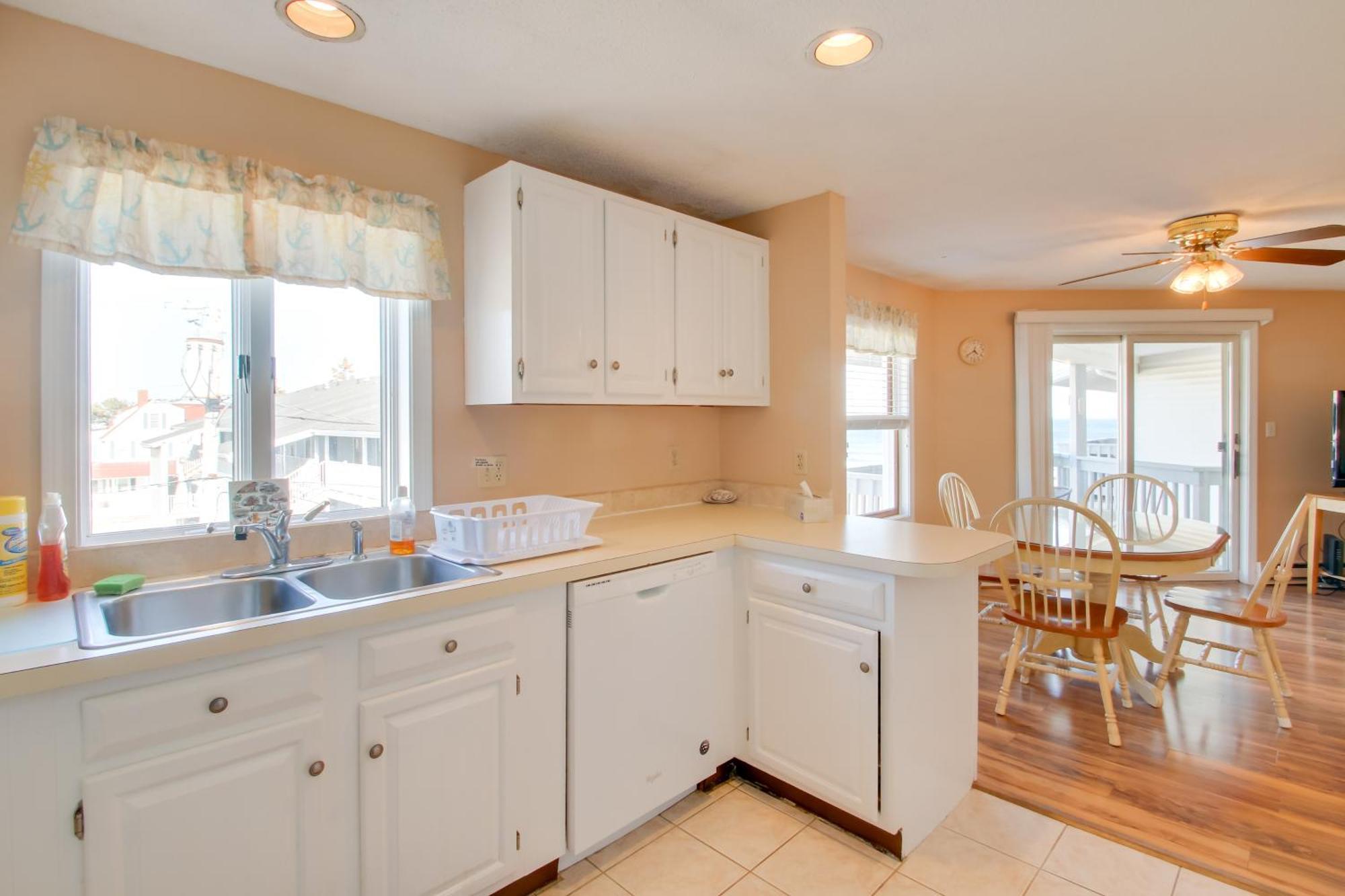 Beachfront Old Orchard Beach Condo With Balcony Ngoại thất bức ảnh